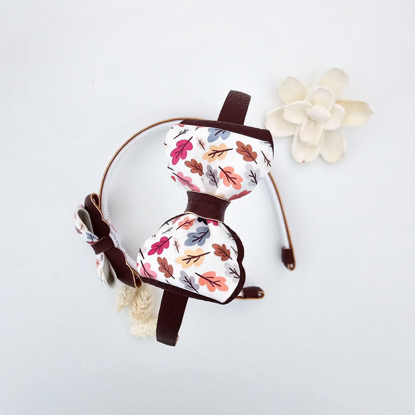 Diadema Caída de hojas burdeos