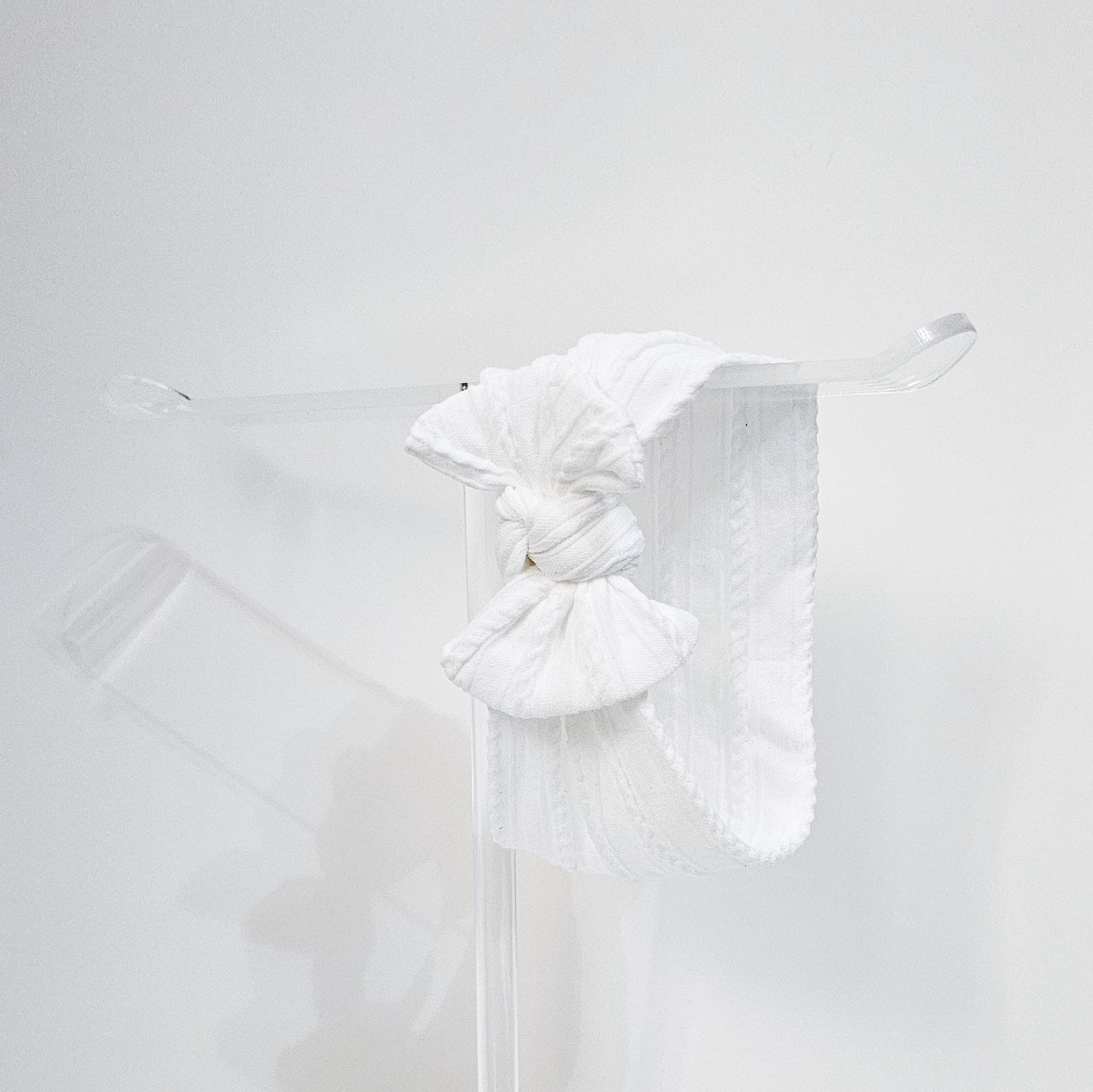 Diadema ancha blanca