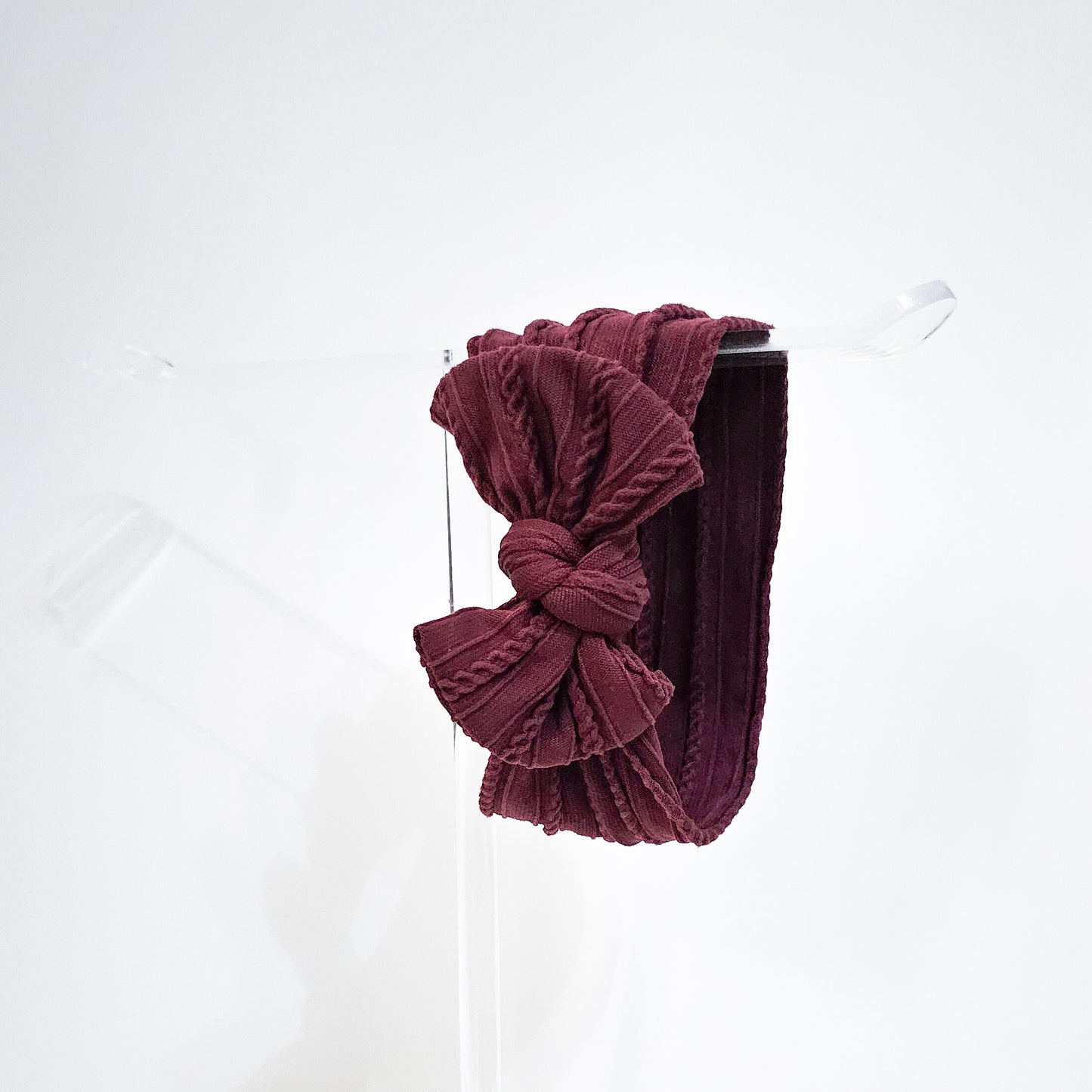 Diadema ancha vino