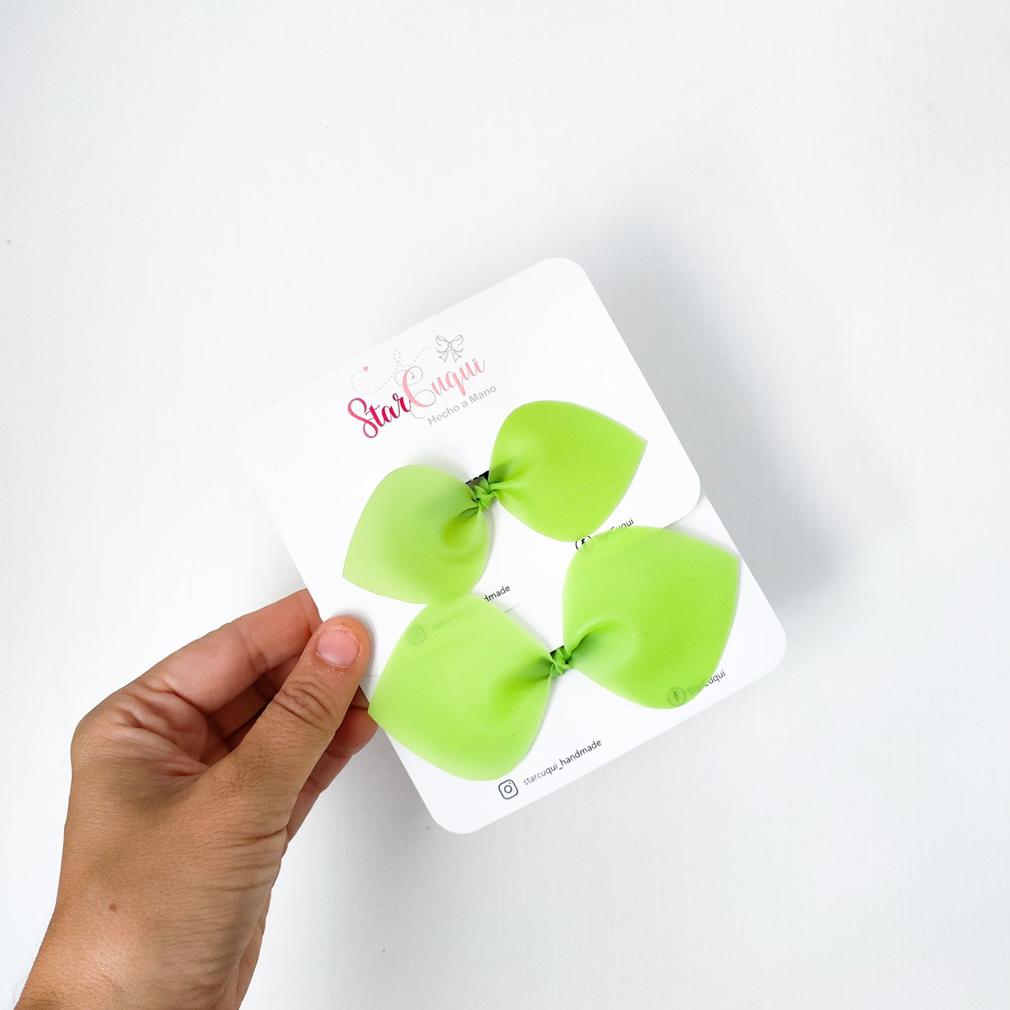 Waterproof pistacho