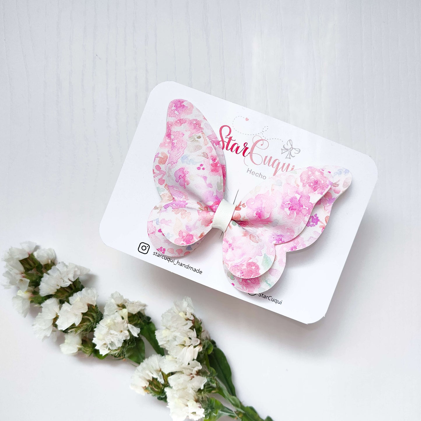 Mariposa estampada rosa