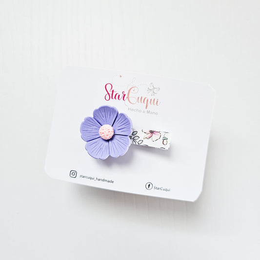 Pinza Pétalos de ensueño azul violeta