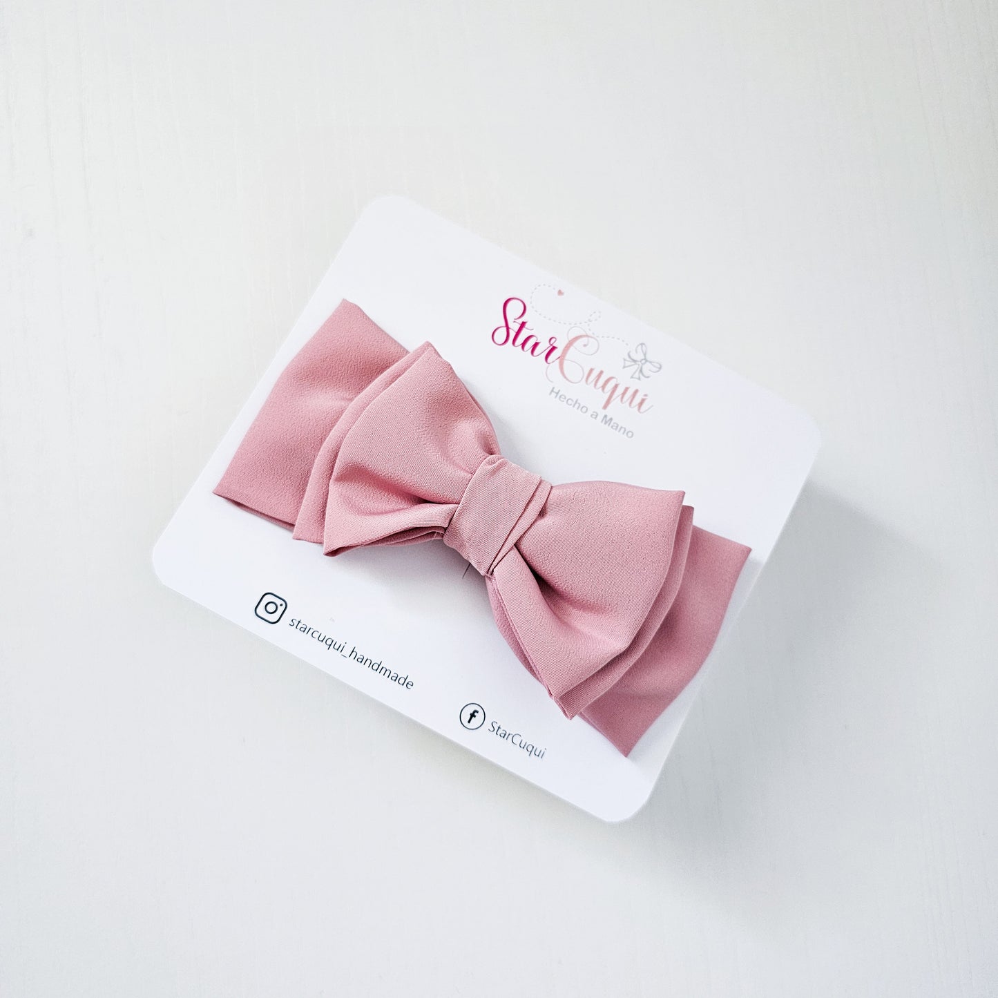 Luz de pétalos rosa