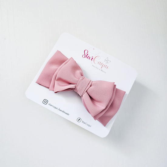 Luz de pétalos rosa