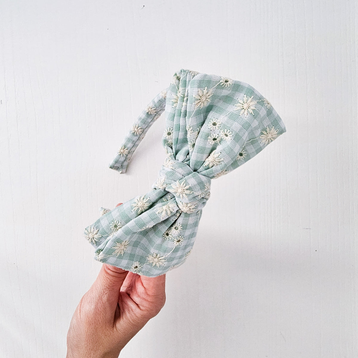 Diadema JARDÍN BORDADO VERONA verde