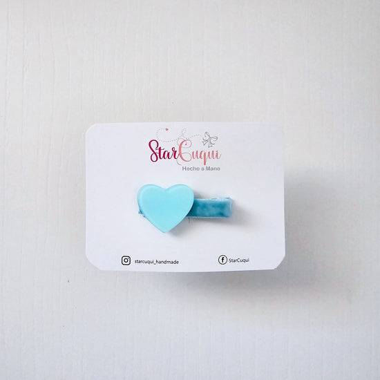 Pinza corazón azul