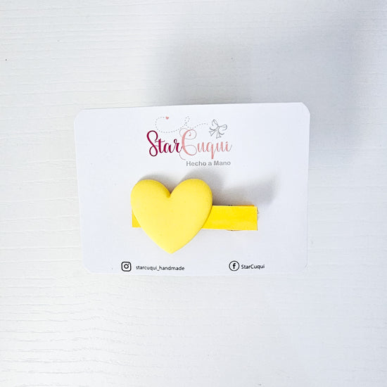 Pinza Corazón amarillo