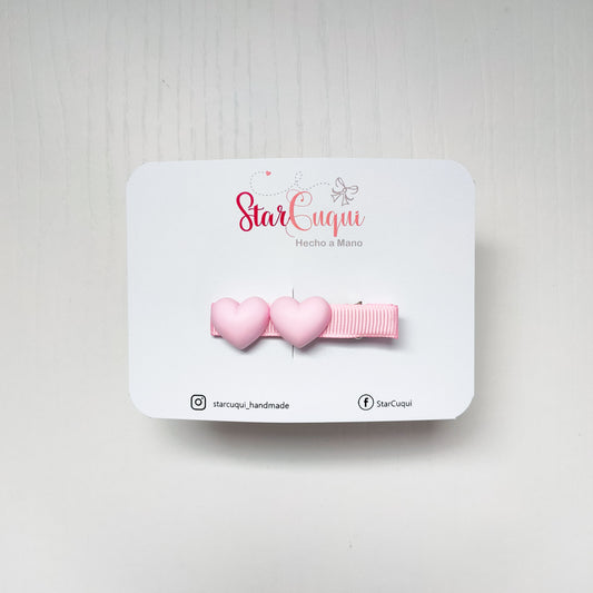 Pinza arcoíris corazón rosa