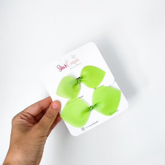 Waterproof pistacho